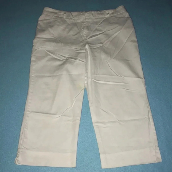 ST. JOHN’S BAY stretch capris with pockets white size 12 - Picture 1 of 8